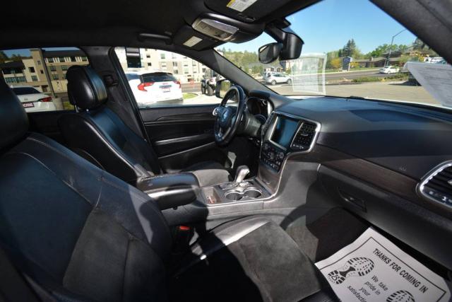 Jeep Grand Cherokee image 5