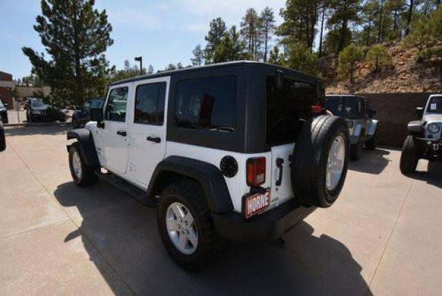 Jeep Wrangler Unlimited image 3