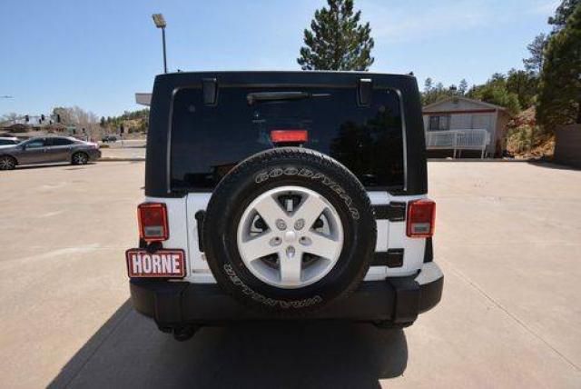 Jeep Wrangler Unlimited image 6