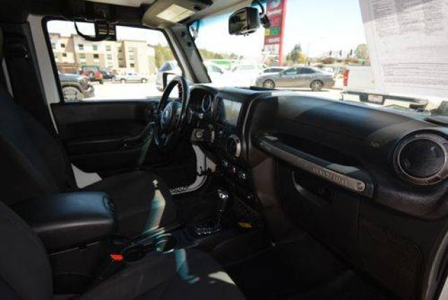 Jeep Wrangler Unlimited image 7