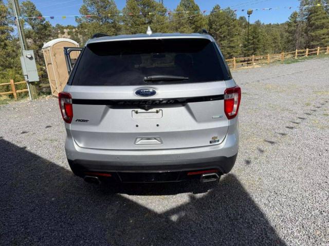 Ford Explorer image 2