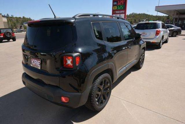 Jeep Renegade image 9