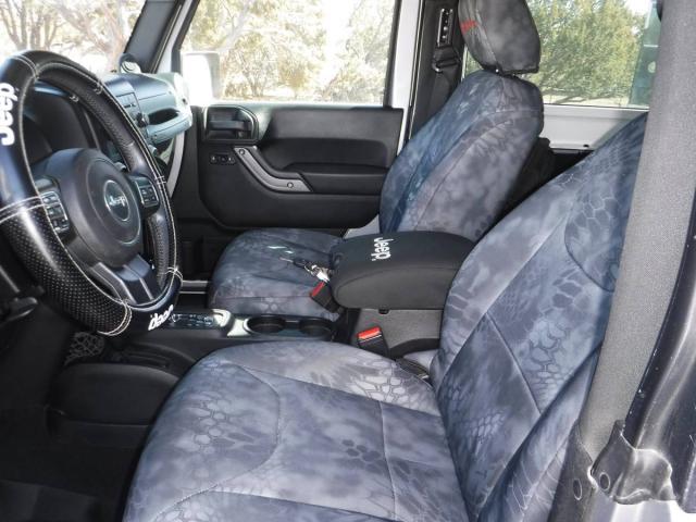 Jeep Wrangler 4x4 image 9