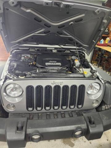 Jeep Wrangler 4x4 image 4