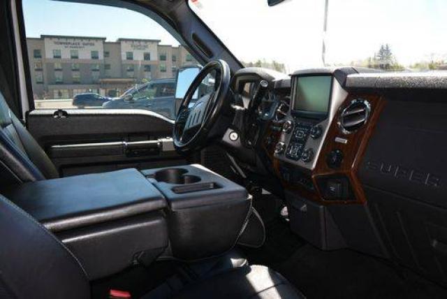 Ford F250 Superduty Lariat Diesel image 5