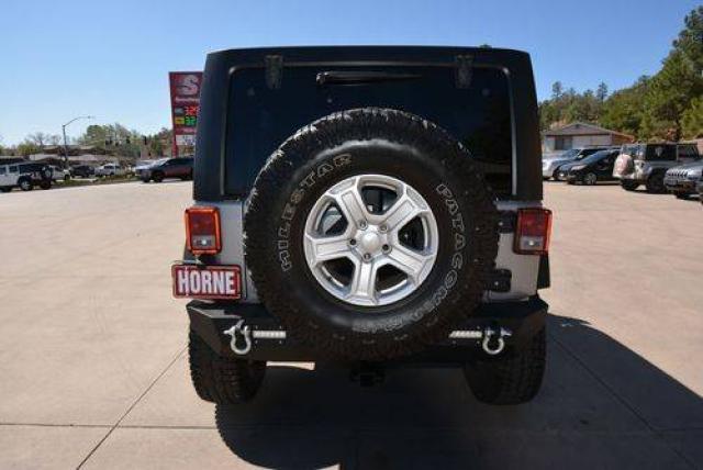 Jeep Wrangler Unlimited image 6