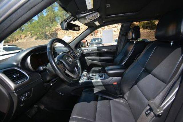 Jeep Grand Cherokee image 2