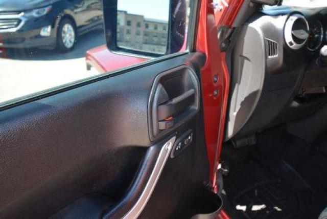 Jeep Wrangler Unlimited image 4