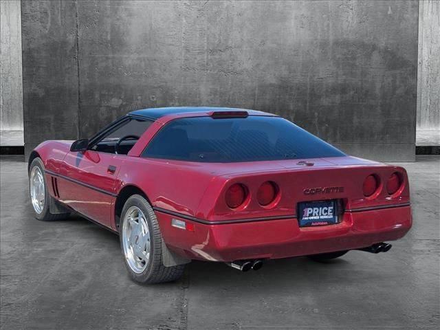 Chevrolet Corvette image 8