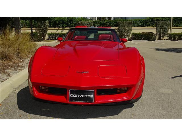 Chevrolet Corvette image 6