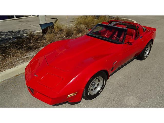 Chevrolet Corvette image 2