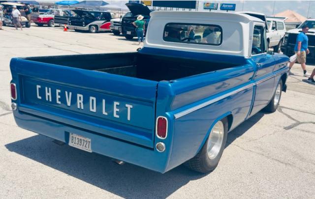 Chevrolet Custom image 7