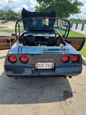 Chevrolet Corvette image 1