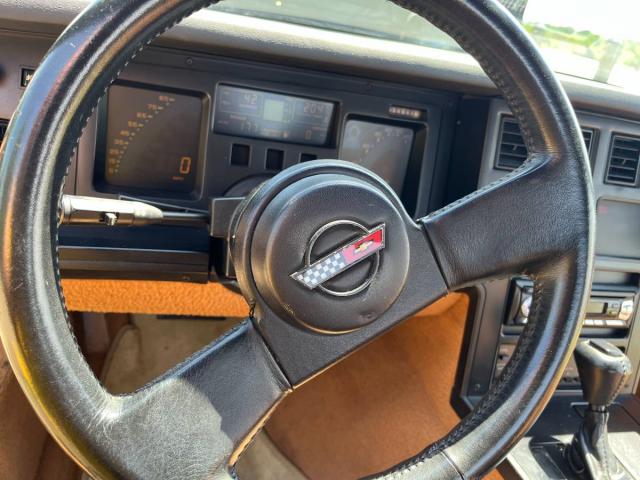 Chevrolet Corvette image 3