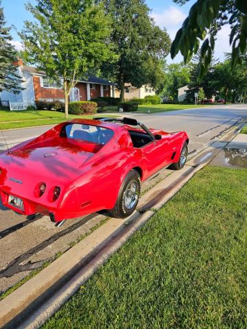 Chevrolet Corvette image 9