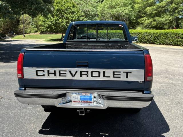 Chevrolet C1500 image 1