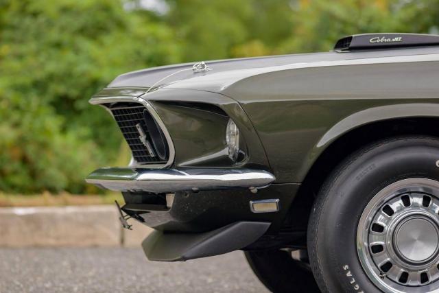 Ford Mustang image 5