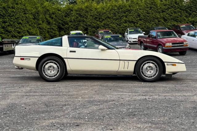 Chevrolet Corvette image 2