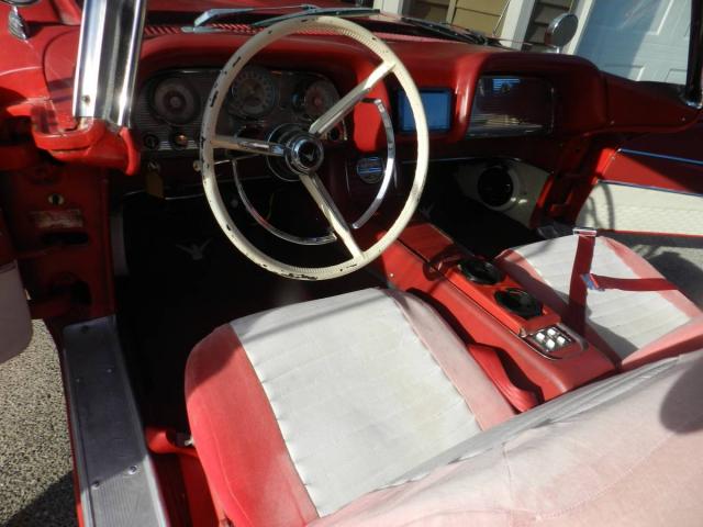 Ford Thunderbird image 2
