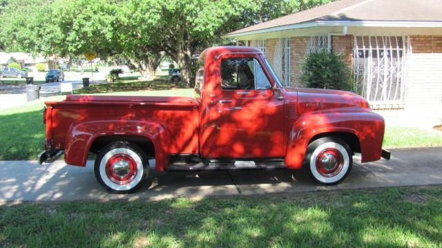 Ford F100 Custom image 1