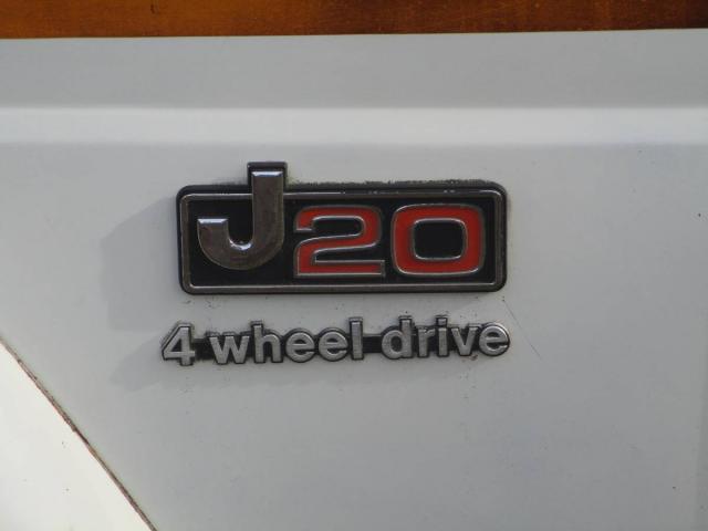 Jeep J20 image 8