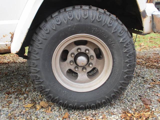 Jeep J20 image 6