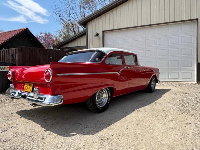 Ford 300 image 9