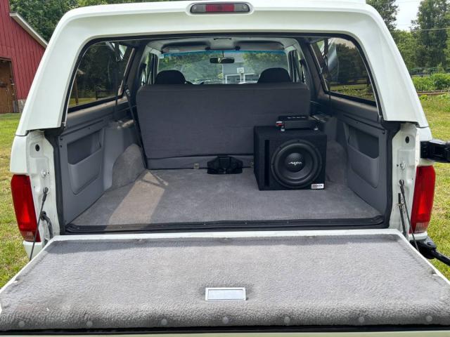 Ford Bronco image 3
