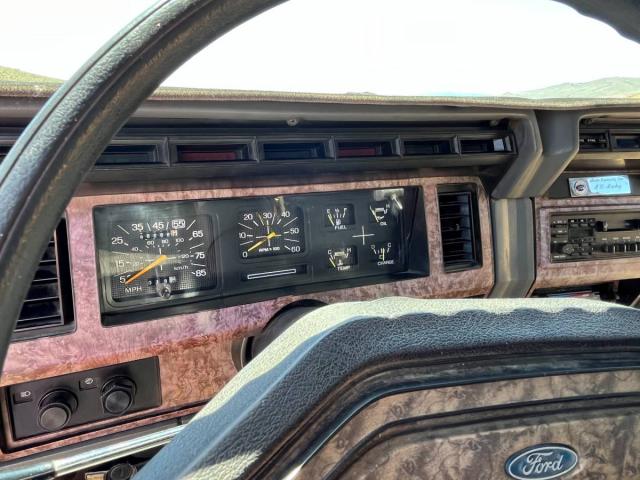 Ford F-250 Xl image 3