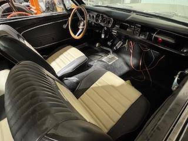 Ford Mustang image 7