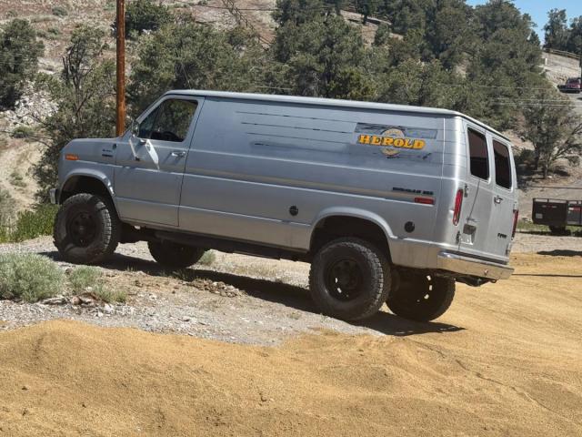 Ford E350 Van image 7