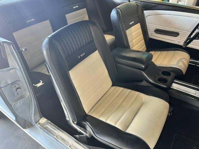 Ford Mustang image 3