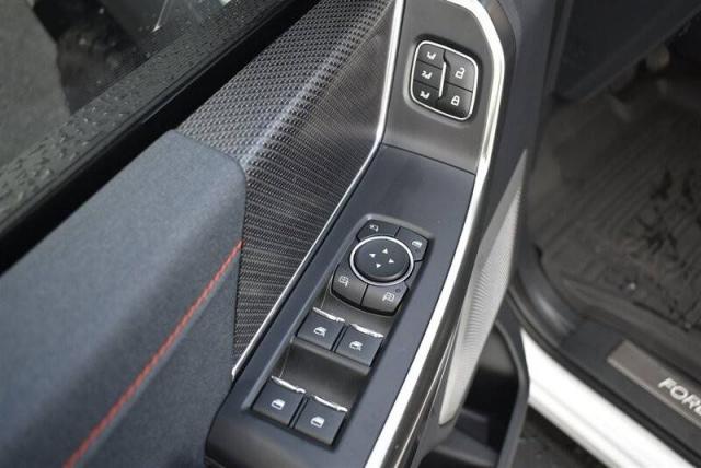 Ford F-150 image 2