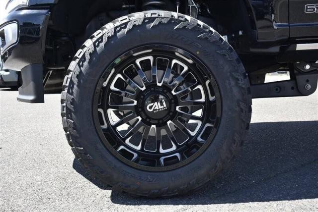 Ford F-350 Diesel image 5