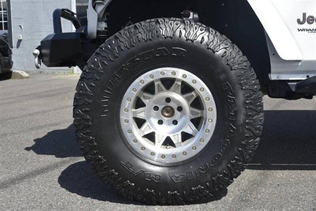 Jeep Wrangler image 6