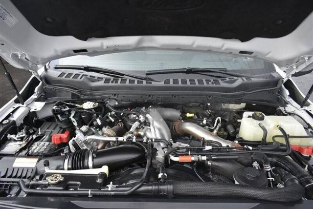 Ford F-450 Super Duty Diesel image 5