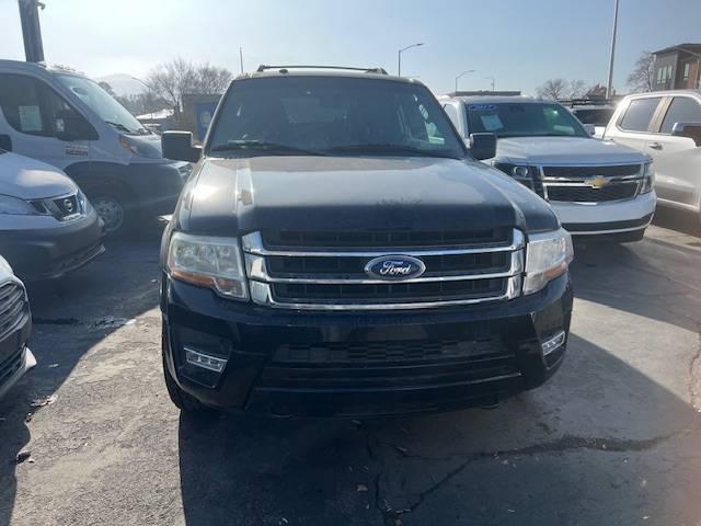 Ford Expedition image 2