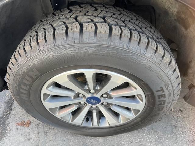 Ford Expedition image 5