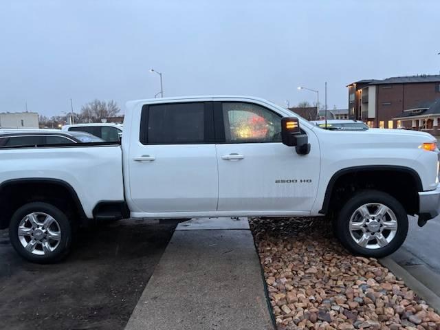 Chevrolet Silverado 2500hd image 8