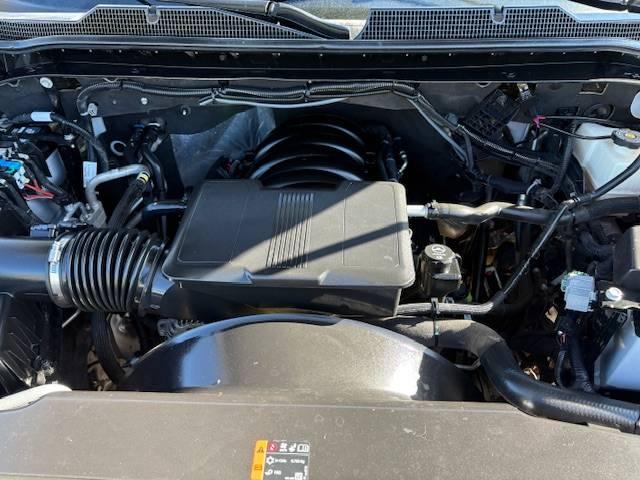 Chevrolet Silverado 2500hd image 6