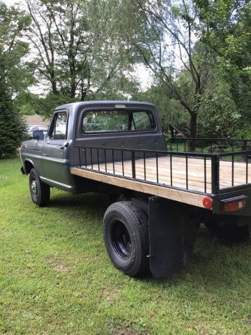 Ford F-250 image 9
