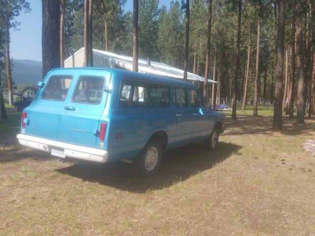 Chevrolet Suburban C10 image 2