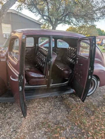 Ford Sedan image 2