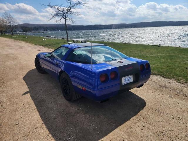 Chevrolet Corvette image 4