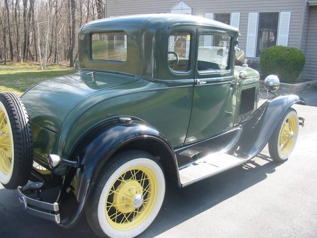 Ford Coupe image 2