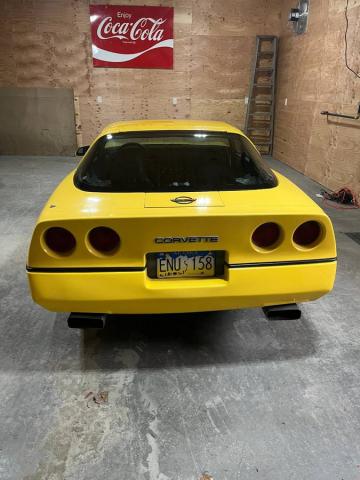 Chevrolet Corvette Coupe image 1