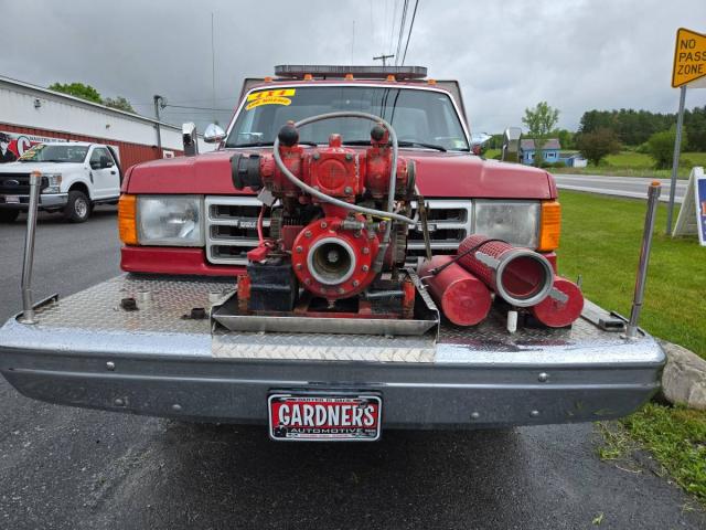 Ford 350 Heavy Duty 4x4 image 8