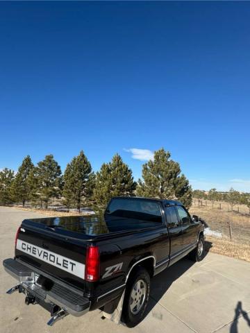 Chevrolet Silverado 1500 image 9