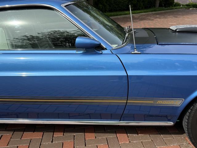 Ford Mustang image 2