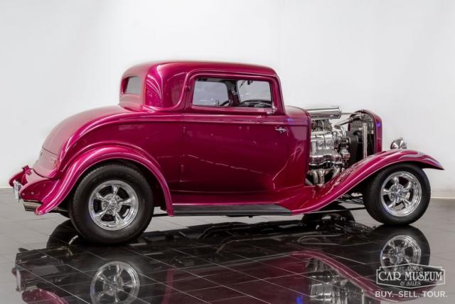 Ford 3-Window Custom image 9